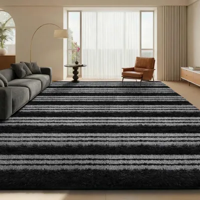 Produktbild von Hochflor Teppich mit Streifen Grau und Schwarz 120x160 cm