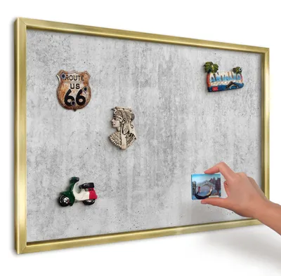 Produktbild von Magnettafel 60x40 cm mit goldenem Rahmen - Magnetische Metalltafel, Magnetpinnwand zur Wandmontage für Wohnzimmer, Küche, Flur, Kinderzimmer und Büro - Graue Textur