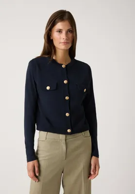 Produktbild von MORE & MORE Knit Vest with Butto 0375 marine 42