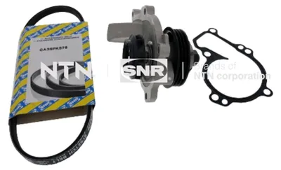 Produktbild von SNR KAP859.470 Wasserpumpe + Keilrippenriemensatz für OPEL Corsa F Crossland X (P17) CORSA F Kasten/Schrägheck passend für PEUGEOT 2008 Kombi (CU)