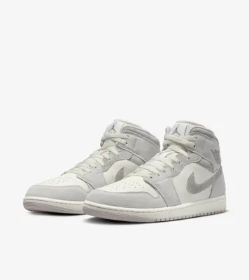 Produktbild von Air Jordan 1 Mid SE Neutral Grey Sail - EU: 42.5