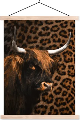 Produktbild von MuchoWow® Textilposter Schottisches Hochlandrind - Pantherdruck - Fell 120x160 cm mit holzfarbenen Rahmen - Plakatkarton