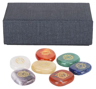 7 Chakra-Steine im Geschenkset für Meditation