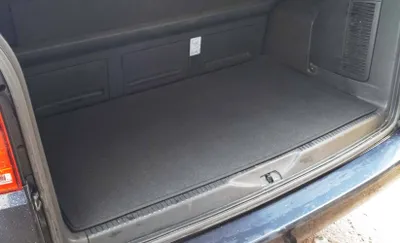 Image de Tapis de coffre compatible VW T5 T6 T6.1 Tapis de coffre Tapis automobile Velours (rails recouverts)