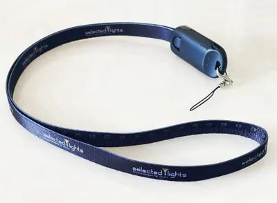 Produktbild von selected-lights 3 in 1 - Lanyard, Ladekabel und Maßband