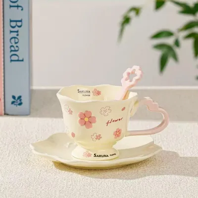 Obrázok produktu pre Espresso šálka s podšálkou a lyžičkou, 3D kvetinový vzor, keramika, žltá, 380 ml