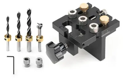 Produktbild von Holzbearbeitung Bohrschablone - CNC Aluminium Bohrlehre 3-in-1 - Dübellöcher 6/8/10 mm - 15 mm Exzenterverbinderlöcher - Verstellbare Seitenskala