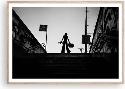 Produktbild von Gerahmtes Poster - Rahmen in heller Eiche - Schatten Fotografie Treppen - 100x70 cm - Wand Bild - Wanddeko - Wandbilder - Kunstposter - Wandposter - Bilderrahmen - Bilder - P2NAA100x70-4365