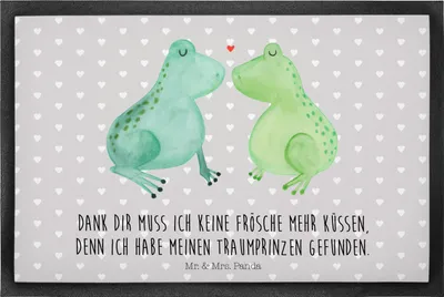 Produktbild von Mr. & Mrs. Panda Schmutzmatte Frosch Liebe 40 x 60 cm - Grau Pastell - Geschenk, Hochzeitstag, Freundin, Schmutzfangmatte, Frösche, fußmatte, Fussmatte, Abtreter