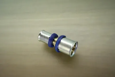 Zdjęcie produktu dla Złącze prasy zredukowane Plano 32 x 3 - 20 x 2
