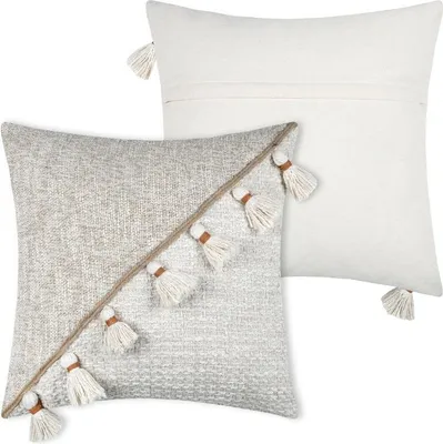 Produktbild von STOF | Sofakissen - Dekokissen - ZIANA - 45x45 cm - Beige - Mit fransen - Stilvoll und elegant - 1 Stück