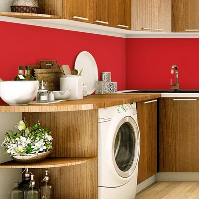 Produktbild von Dekorative Vinyl-Klebefolie (Meterware) – Abwaschbarer, wasserfester Aufkleber für Küchenwände und Möbel – 60 cm x 50 m – Tomatenrot