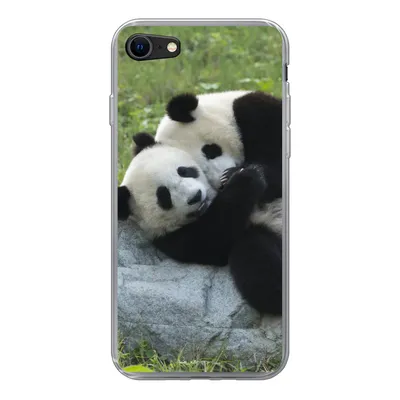 Produktbild von MuchoWow® Handyhülle Schutzhülle Hülle für iPhone SE 2020 Pandas - Gras - Stein Silikon Softcase Handy Hülle - Kartenbesitzer