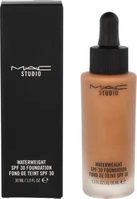 Immagine prodotto di MAC Studio Waterweight Foundation SPF30