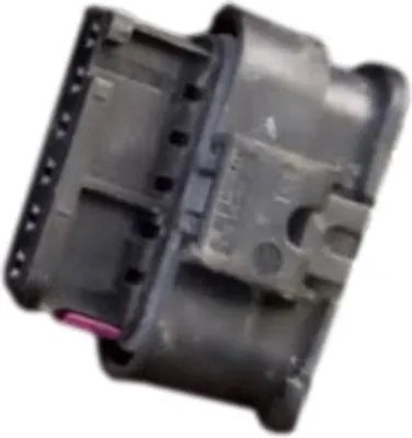 Zdjęcie produktu dla VOLVO S60 III V60 II Złącze tylnego światła 6PIN OE 31252179