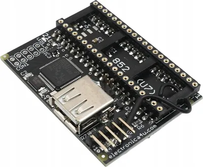 Immagine prodotto di Adattatore AMiKEY 500 Collega la tua tastiera USB preferita all'Amiga 500 500+