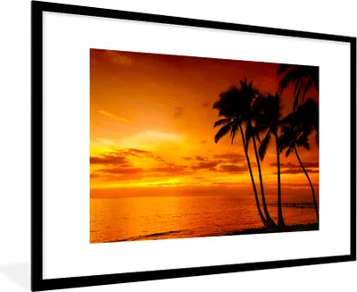 Produktbild von MuchoWow® Gerahmtes Poster Palme - Sonnenuntergang - Tropisch - Orange - Meer 90x60 cm - Poster mit Schwarzem Bilderrahmen Wandposter Rahmen Foto Bilder - Wanddekoration - Fotos