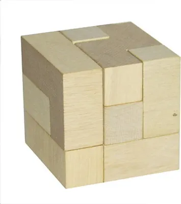 Produktbild von Holz 3D Knobelspiel: Steckpuzzle-Würfel mit 7 Teilen für kleine Rätsellöser