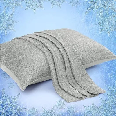 Produktbild von Famanu Kissenbezüge kühlend, 40 x 80 cm, 2-teilig, mit Japanischen Arc-Chill Kühlfasern, 100% Baumwolle, atmungsaktiv, grau