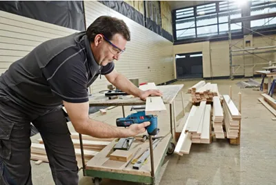 Obrázek produktu pro Bosch GST 10,8 V-LI, Černá, Modrá, 45°, 0 - 45°, Deep discharge, Přehřívání, Přetížení, 7 cm, 3 mm