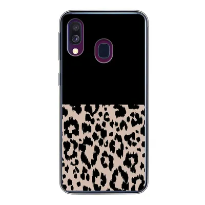 Produktbild von MuchoWow® Handyhülle Schutzhülle Hülle für Samsung Galaxy A40 Panther Druck - Tiere - Schwarz Silikon Softcase Handy Hülle - Handy-Tasche