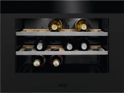 Produktbild von AEG KWK884520T, Weinkühler mit Kompressor, Integriert, 18 Flasche(n), 90 W, Schwarz, Schwarz
