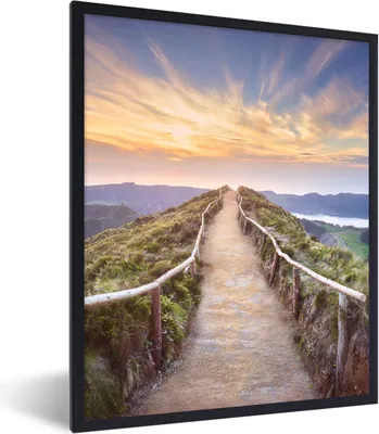 Produktbild von MuchoWow® Gerahmtes Poster Berge - Natur - Weg 60x80 cm - Poster mit Schwarzem Bilderrahmen Wandposter Rahmen Foto Bilder - Premium - Wanddeko Wohnzimmer