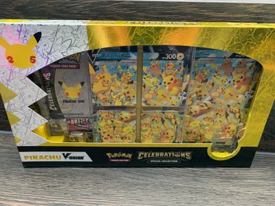 Immagine prodotto di Pokemon 25° Anniversario Celebrazioni Pikachu V-UNION Collezione Speciale englisch