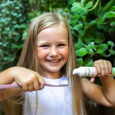 Image de Dentifrice bio sans fluor pour enfants avec xylitol et aloe vera, APFEL, Azeta Bio