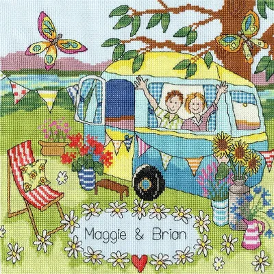 Zdjęcie produktu dla Zestaw do haftu krzyżykowego Bothy Threads "Nasza przyczepa kempingowa", 26x26cm, XJR36, wzór liczony