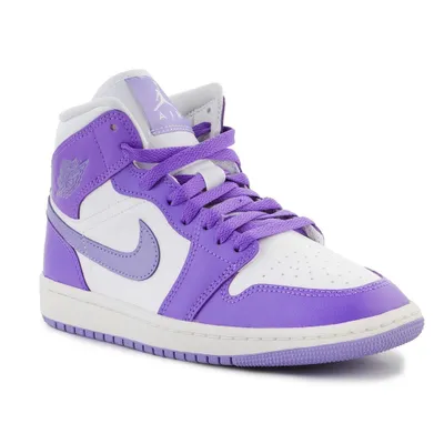 Imagen del producto de Zapatillas Nike Air Jordan 1 Mid, modelo BQ6472504