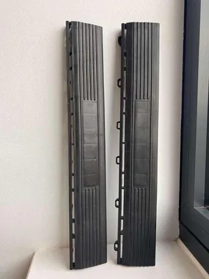 Produktbild von Famanu Garagenfliesen mit Ablaufflächen - Schwarz
