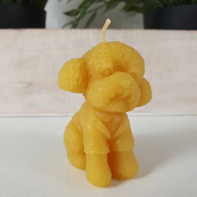 Produktbild von Bienenwachskerze Pudel Hunde Kerze 6 cm