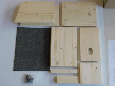 Produktbild von Nistkasten "Gartenrotschwanz" 48 / 32 mm Bausatz