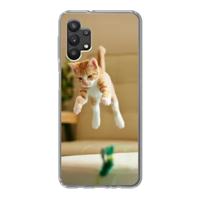 Produktbild von MuchoWow® Handyhülle Schutzhülle Hülle für Samsung Galaxy A32 5G Katze - Springen - Spielzeug Silikon Softcase Handy Hülle - Softcase