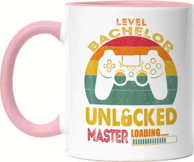 Produktbild von Level Bachelor Unlocked Master Loading Tasse Rosa Studium Lernen Bildung Konsole Spiel Controller Gamepad