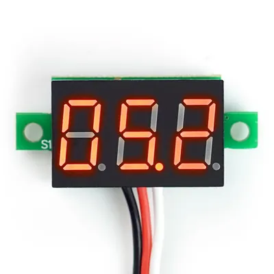 Produktbild von BerryBase 0,28 Mini Digital-Voltmeter mit LED Anzeige, 0-99V, 3-Wire, rot