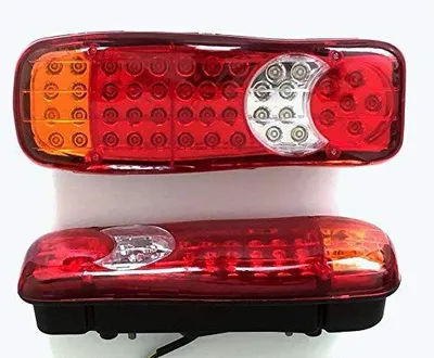Immagine prodotto di 2 luci posteriori a LED da 12 V per camion e caravan