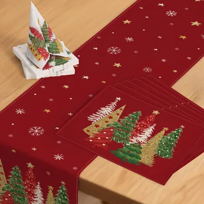 Productafbeelding van Tafeldecoratieset rood: Tafelkleed (40x180 cm), 6 placemats, 40 papieren servetten met kerstboom en sneeuwvlokken