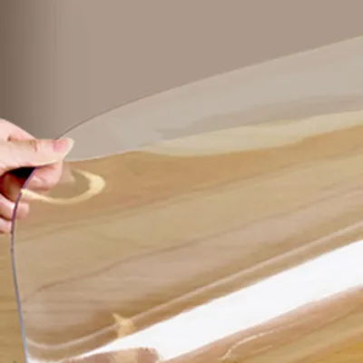 Imagen del producto de Funda protectora transparente para mesa, de 135 cm de diámetro, redonda, de PVC, resistente al agua