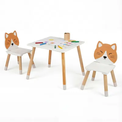 Produktbild von Kindersitzgruppe mit Tisch und 2 Stühlen, 3-teiliges Set mit Katzenmotiv, für Kinderzimmer & Spielzimmer, KI-generiertes Bild