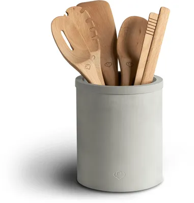 Produktbild von SPRINGLANE Küchenhelfer-Set aus Buchenholz, 6-tlg. inkl. Kochlöffel, Kochzange, Pfannenwender, Nudelschöpfer, Beton Küchenutensilien-Halter