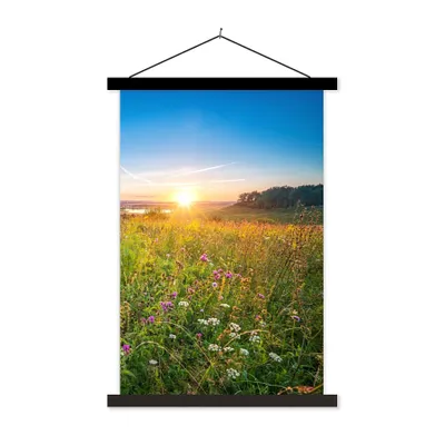 Produktbild von MuchoWow® Textilposter Sonne - Gras - Blumen 60x90 cm mit schwarzem Rahmen - Poster Wohnzimmer