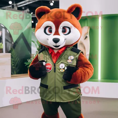 Produktbild von Olivroter REDBROKOLY Panda Maskottchen Kostüm charakter bekleidet mit einer Bomberjacke und Krawattennadeln