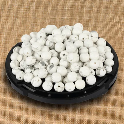 Produktbild von Howlith Perlen Weiß Ø 6mm 120 Stück für Schmuck Basteln
