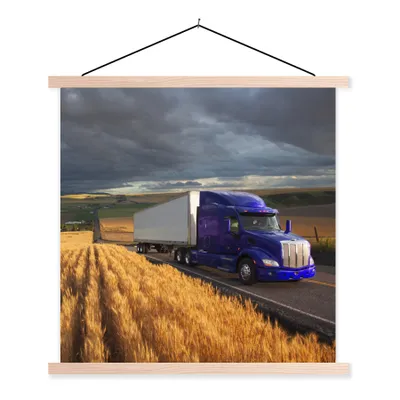 Produktbild von MuchoWow® Textilposter Lila LKW zwischen den Feldern 40x40 cm mit holzfarbenen Rahmen - Posterleiste