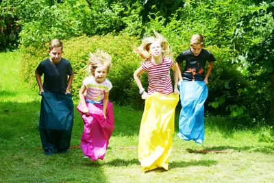 Produktbild von Best Sporting Kids Party Set 22 teilig, Sackhüpfen Eierlauf Sprint