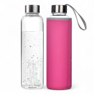 Produktbild von Trinkflasche aus Glas 550ml (Pink) Auslaufsichere Glasflasche aus Borosilikatglas, BPA-frei, kohlensäuregeeignet & spülmaschinenfest, mit Schutzhülle