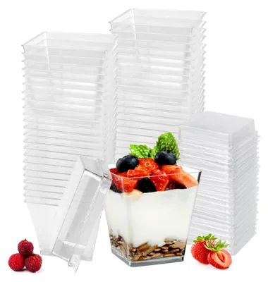 Produktbild von 50 Stück Wiederverwendbare Dessertgläser mit Deckel, 7oz/210ml Kunststoff Dessertbecher, Spülmaschinenfest und Bruchsicher, Quadratische Dessertschalen für Mousse, Pudding, Eis