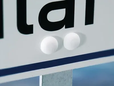 Image de Poteau en acier avec plaque de base - 376